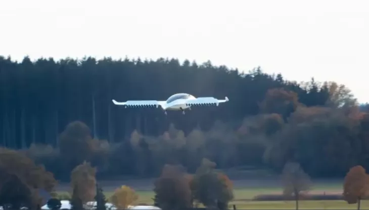 Flying taxis from Lilium Jet