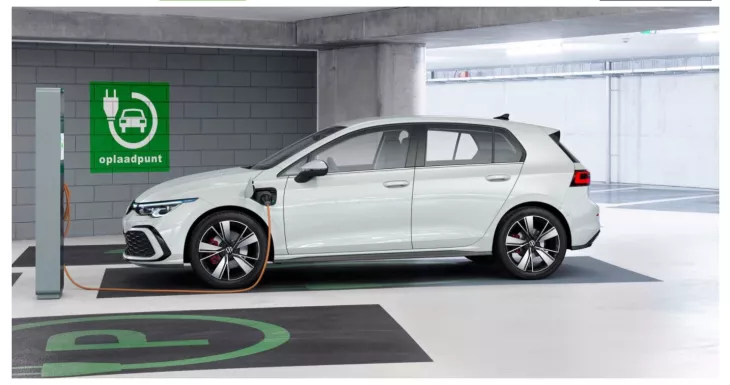 Golf eHybrid and the Golf GTE