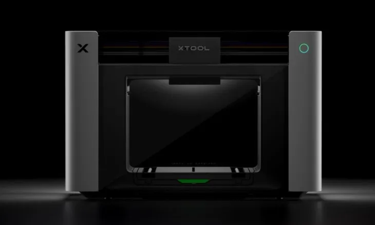 Desktop UV printer printing acrylic products
