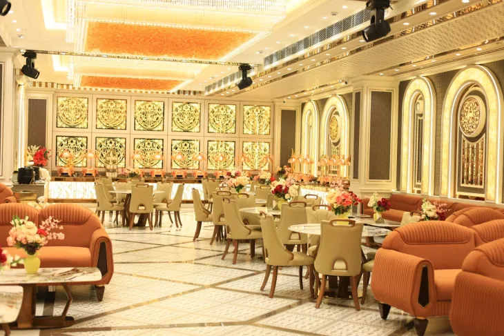Banquet Hall Decor