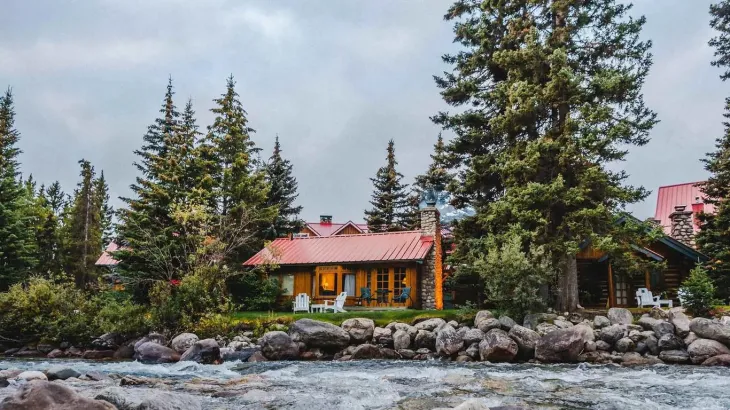 Lake Louise hotel