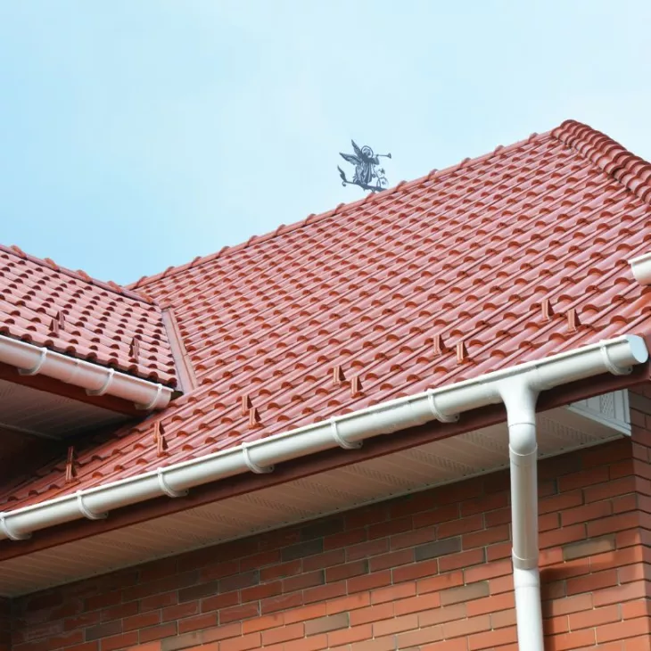 Roofer in Minneapolis, MN