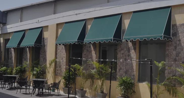 Awning manufacturers Canada 
