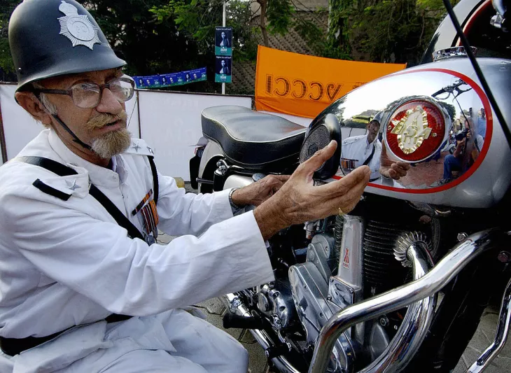 Mahindra, BSA Motorcycle