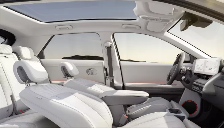 All Ioniq 5 models have an fast charging system All Ioniq 5 models have an fast charging system
