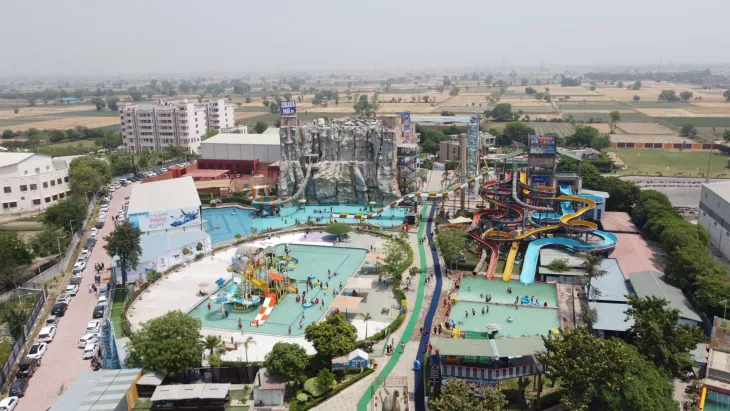 Top Water Park In Delhi Ncr