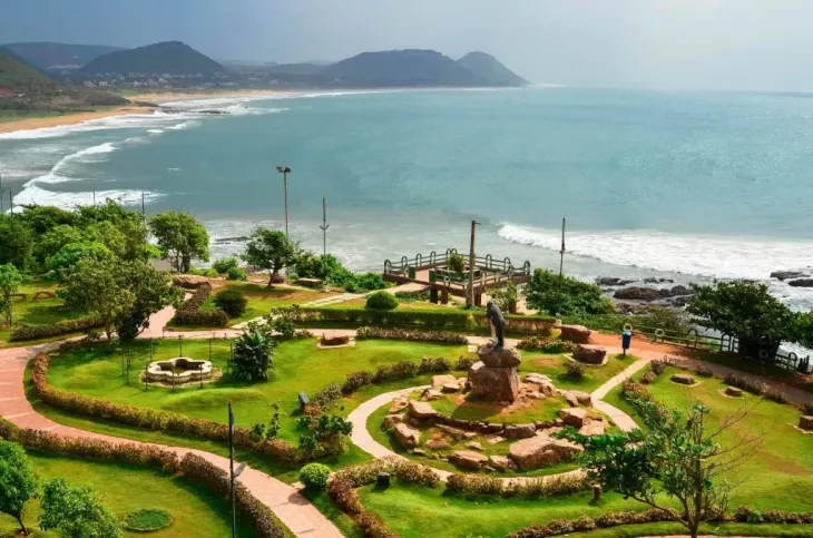Kerala Tour From Visakhapatnam: Explore The Breathtaking Waterfalls And Wildlife Sanctuary