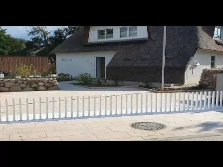 Retractable Barrier Fence