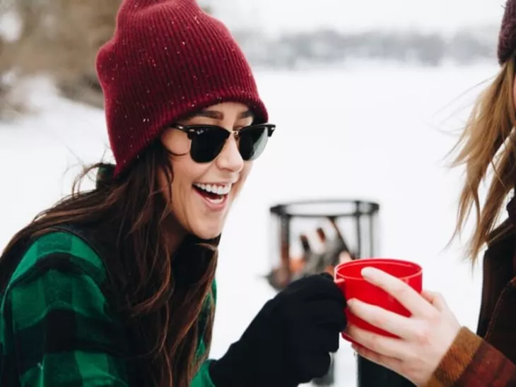 A beanie is a godsend style since it helps a girl look her best. 