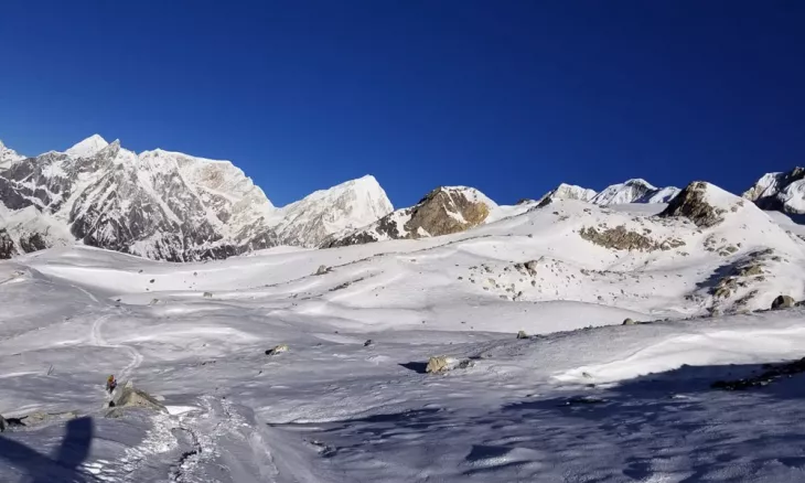 manaslu circuit trek