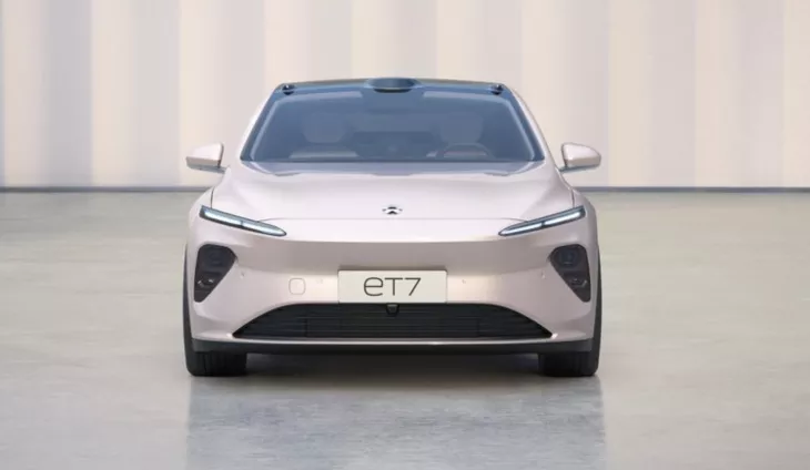 NIO ET7