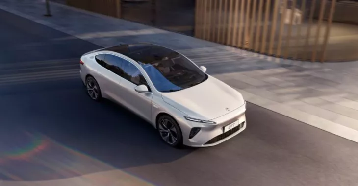 NIO ET7