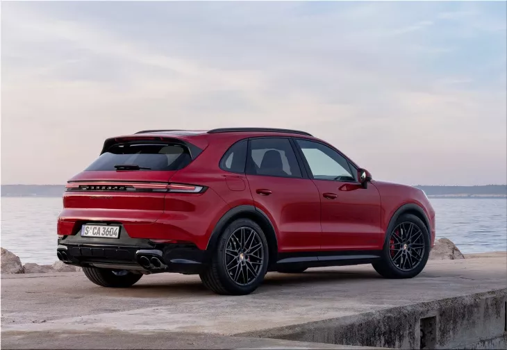 2024 Porsche Cayenne GTS