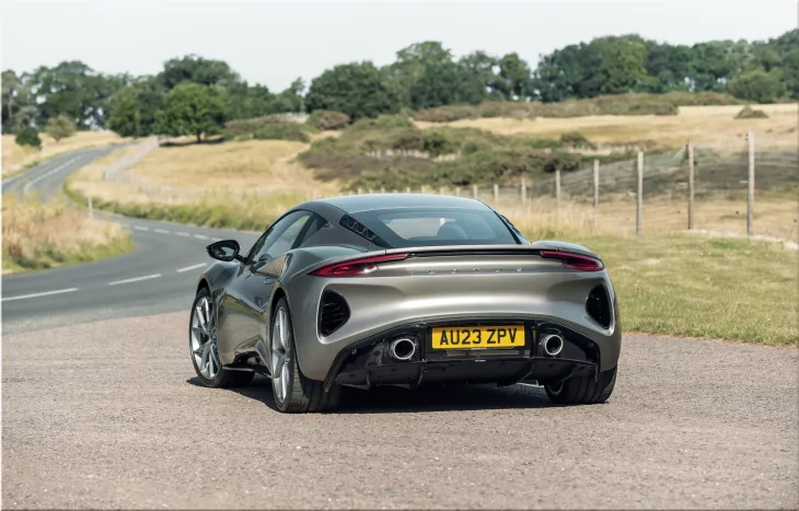 Lotus Emira i4