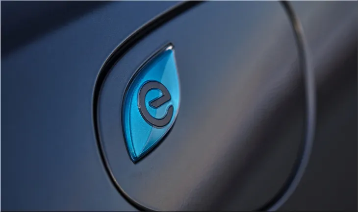 2025 Chrysler Pacifica Hybrid