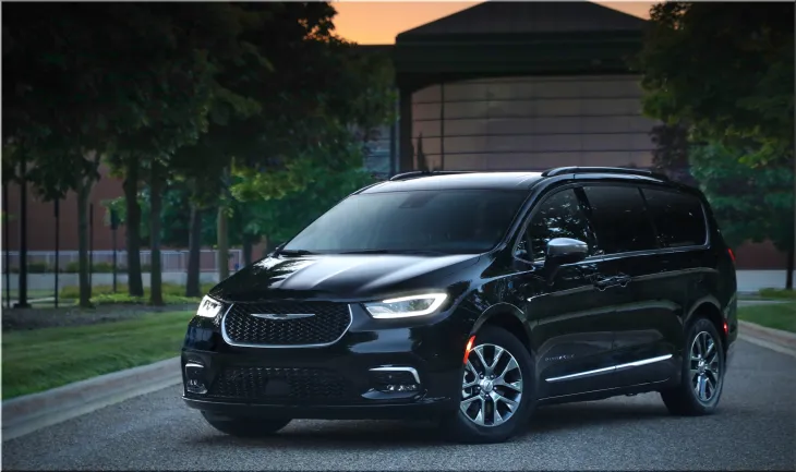 2025 Chrysler Pacifica Hybrid