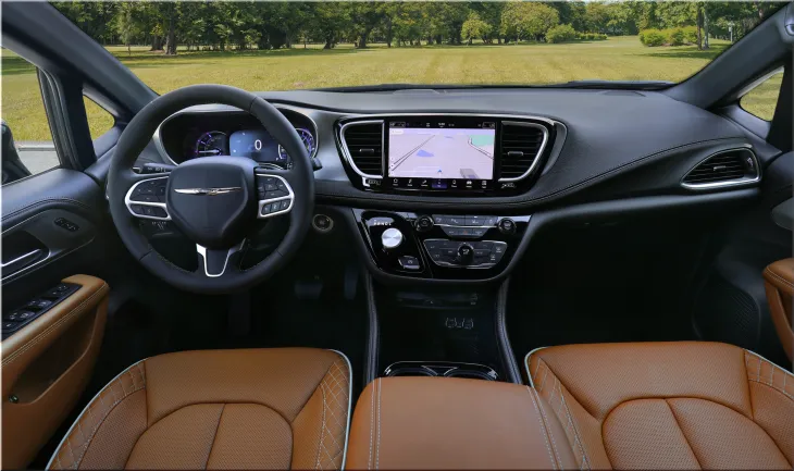 2025 Chrysler Pacifica Hybrid