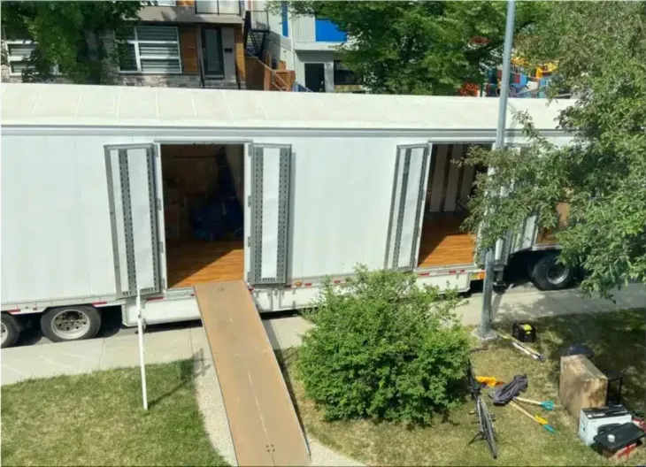 Long-Distance Movers Canada