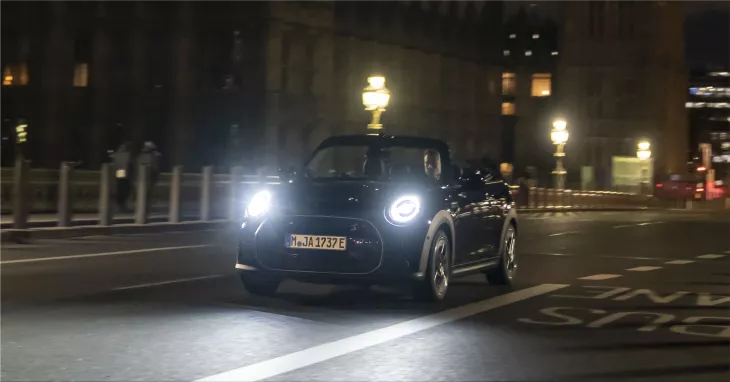 MINI Cooper SE Convertible