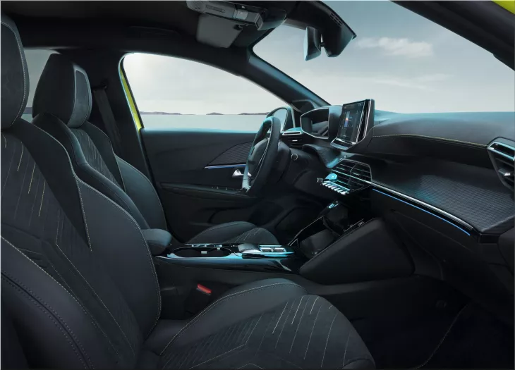 Peugeot e-208