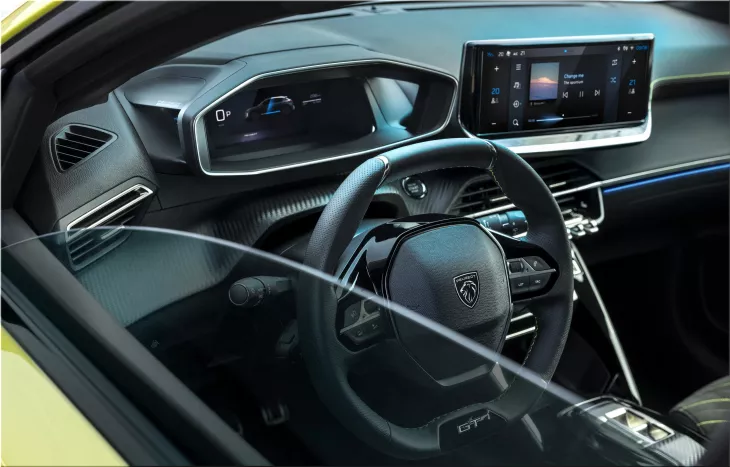 Peugeot e-208