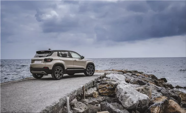 Electrifying the Horizon: The Jeep Avenger e-Hybrid Revolution