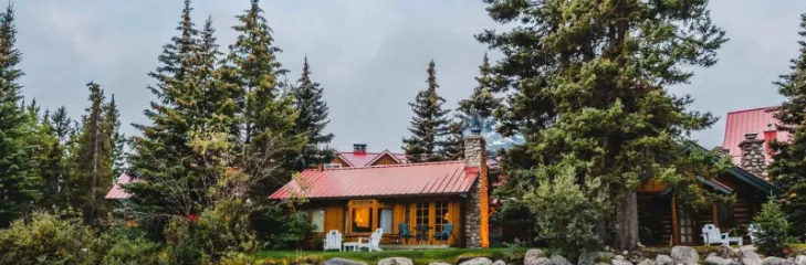 Lake Louise hotel