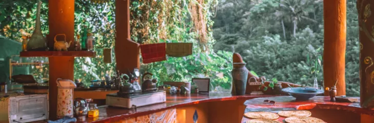 outdoor kitchen