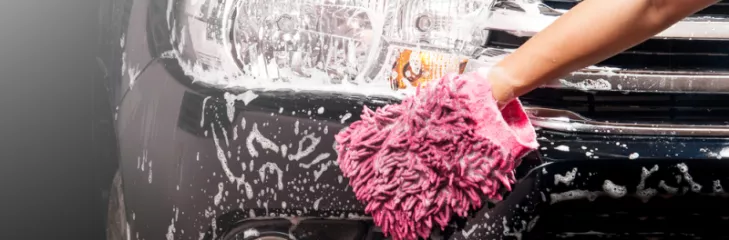 Exterior car wash in Mississauga