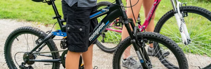 Mongoose Ledge 2.1 Boys' Mountain Bike BicyclesOrbit