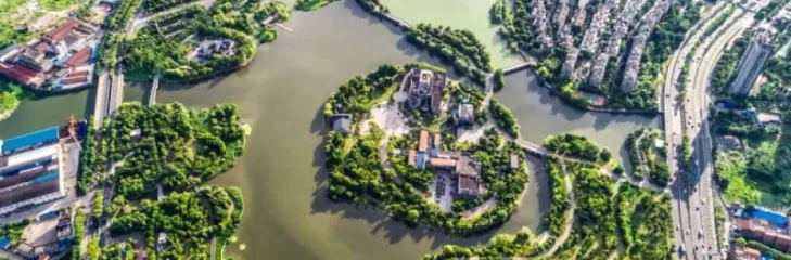 The Charm of Kingston's Waterfront Properties