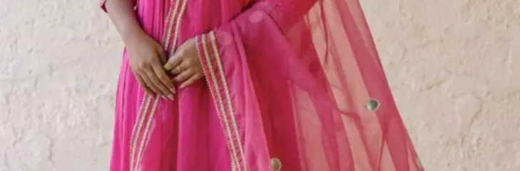 women traditional dress