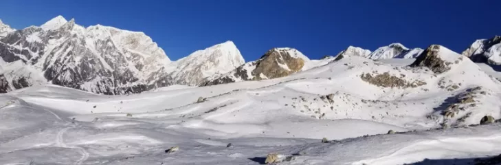 manaslu circuit trek
