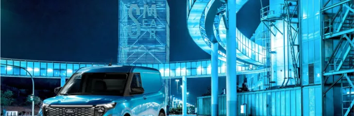 Ford E-Transit Courier