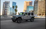 Wrangler 4xe with plug-in hybrid drive